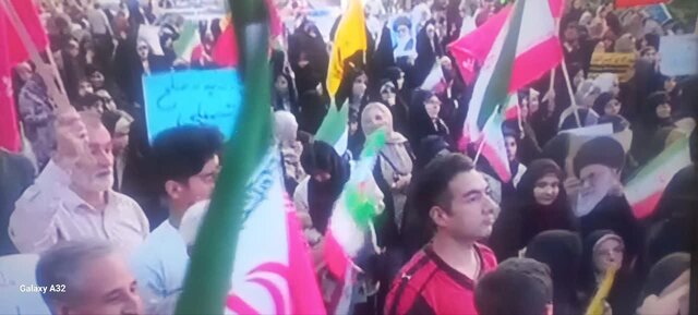 شادی مردم بجنورد از پاسخ نیروهای مسلح به تجاوز رژیم صهیونیستی