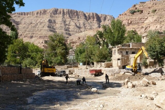 بیش از ۲۴ هکتار از بستر رودخانه‌های یزد سنددار شدند