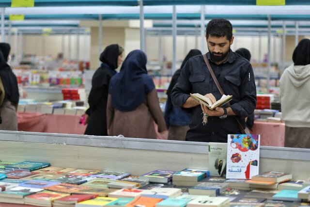 تصویر آرشیوی است افتتاح دوازدهمین دوره نمایشگاه کتاب در خراسان شمالی