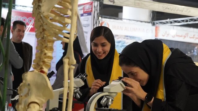 نمایشگاه پژوهش در خراسان شمالی گشایش یافت