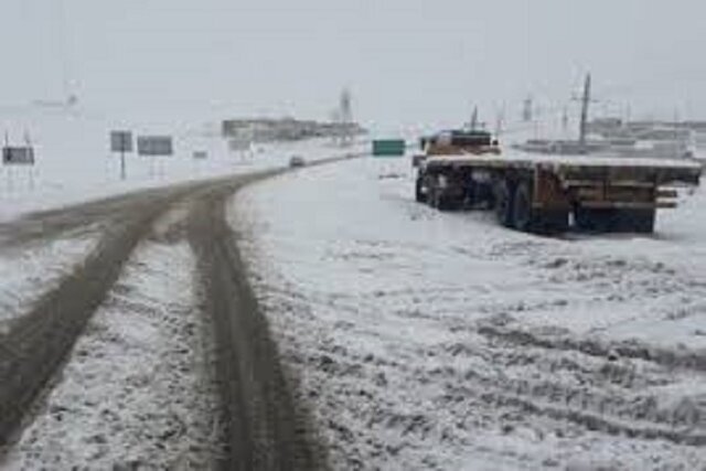 تردد خودروهای سنگین در گردنه‌ اسدلی در خراسان شمالی ممنوع شد