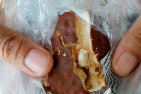 ۱۲ مورد گزارش مشاهده جسم خارجی در مواد خوراکی 