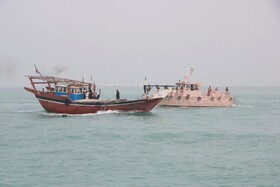 درگیری مسلحانه با سوداگران مرگ در آب‌های خلیج‌فارس