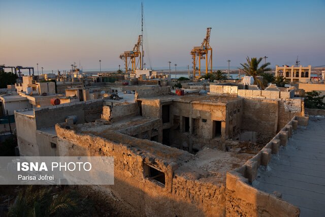 آسیب‌پذیری بافت تاریخی و لزوم‌ بازآفرینی بازار قدیم بوشهر