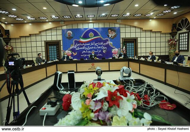 دولت با وجود تحریم‌های اقتصادی عملکرد موفقی داشته است