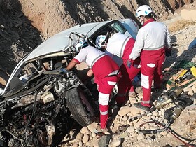 سقوط به درّه جان سه نفر را گرفت