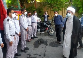 مسئولین به مشکلات آتش نشانان رسیدگی کنند