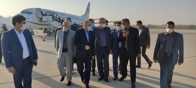 وزیر بهداشت وارد بوشهر شد