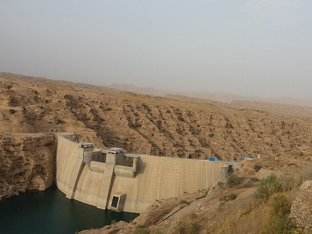 ۵۷ درصد ظرفیت سد رئیسعلی دلواری آبگیری شده است