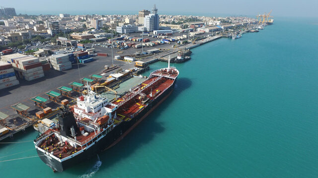 انجام ۲۵ درصد صادرات و واردات کشور از گمرکات بوشهر