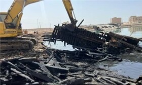 خارج سازی ۴۲ شناور مغروقه در گناوه