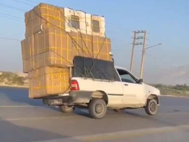 وانت بارها از حمل  بارهای غیرمتعارف خودداری کنند وانت بارها از حمل  بارهای غیرمتعارف خودداری کنند