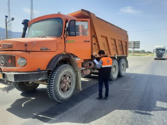 افزایش ۸۰ درصدی مراجعه خودروهای سنگین به مراکز معاینه فنی استان بوشهر