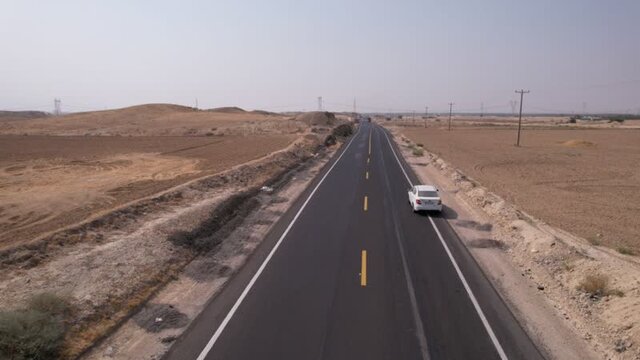 عکس تزئینی است پایان انتظار مردم تنگشاه/ آغاز بازسازی محور راهبردی جاسک–ریگان در جنوب کرمان