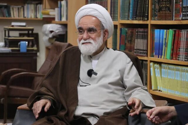 حمایت ائمه جمعه و روحانیون از هلال احمر، زمینهساز ارتقاء سرمایه اجتماعی این نهاد است حمایت ائمه جمعه و روحانیون از هلال احمر، زمینهساز ارتقاء سرمایه اجتماعی این نهاد است