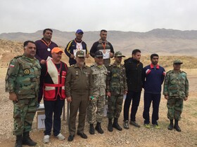 مرکز پیاده شیراز در مسابقات تیراندازی نزاجا قهرمان شد
