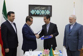 مبادله تفاهمنامه بین شهرداری شیراز و ساتا
