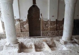 مسجد آخوند گراش توسط یک خیر مرمت می‌شود