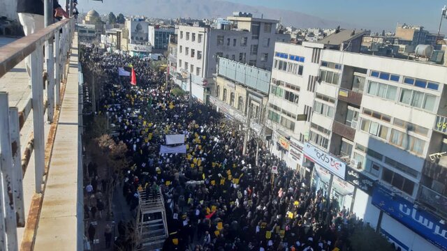 راهپیمایی مردم فارس برای گرامیداشت شهید سلیمانی راهپیمایی و تجمع مردم فارس
