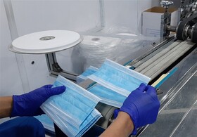 تولید روزانه هزار ماسک توسط کارگاه جهادی بانوان کامفیروزی

