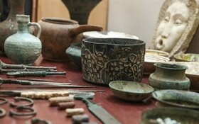 کشف و ضبط ۱۳۷ قطعه عتیقه و بدل در فارس