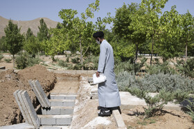 روحانی جهادی،مسول دفن و خاکسپاری اموات کرونایی(گورستان بهشت احمدی شیراز)