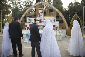 حضور سه زوج جوان منتخب در محل پادگان امام حسین (ع) سپاه فجر استان فارس