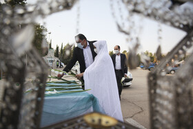 حضور سه زوج جوان منتخب در محل پادگان امام حسین (ع) سپاه فجر استان فارس