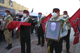 مراسم برافراشته شدن پرچم امام حسین (ع)  در بین الحرمین شیراز