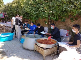 دهه اول محرم ۴۰ هزار پُرس غذای گرم در شیراز توزیع شد