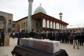 تشییع شهید مدافع امنیت محسن جعفری در حرم احمد ابن موسی شاهچراغ (ع) - شیراز