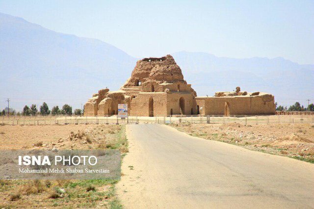 پیام استاندار فارس برای روز "سروستان"