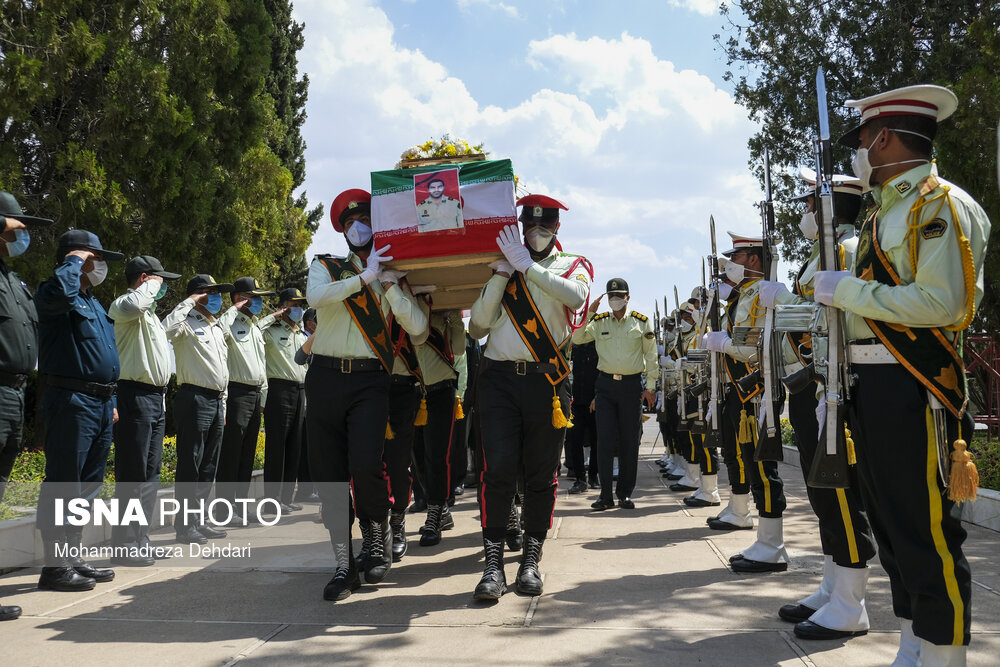 استقبال از پیکر شهید راه امنیت در شیراز