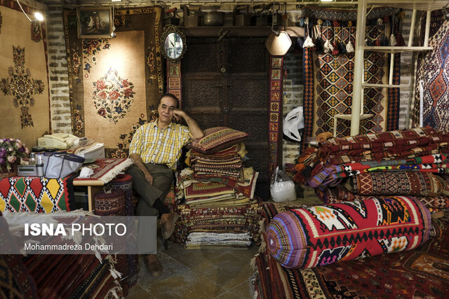 فارس مهد صنایع دستی/ فعالیت ۹۲۵ کارگاه و ۲۰۰۰ هنرمند در فارس فارس مهد صنایع دستی/ فعالیت ۹۲۵ کارگاه و ۲۰۰۰ هنرمند در فارس