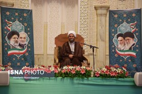 ظرفیت‌های نماز جمعه بیش از گذشته مورد توجه باشد