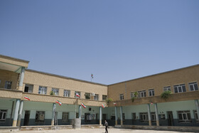 دبیرستان نمازی با قدمت بیش از صد سال از اولین مدارس خیرساز شیراز است.