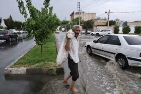 آب معابر پس از بارندگی ۱۰ دقیقه ای - بلوار رحمت شیراز