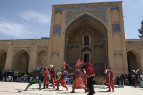اجرای نمادین تعزیه حضرت احمدبن موسی شاهچراغ (ع)،ثبت شده در فهرست آثار ملی - مسجد عتیق شیراز