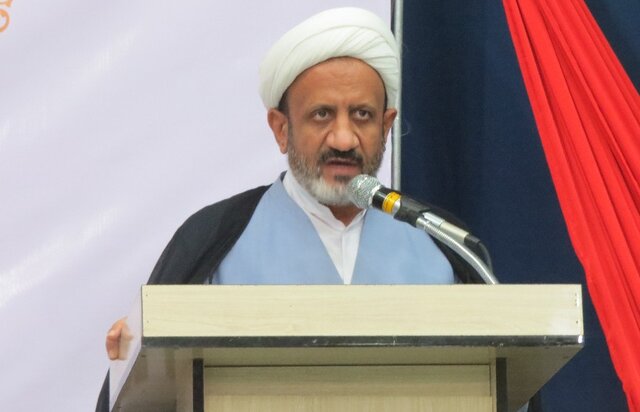 قدردان بزرگان تازمانی که در قید حیات هستند باشیم قدردان بزرگان تازمانی که در قید حیات هستند باشیم