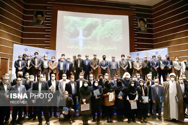 معرفی و قدردانی از پژوهشگران برتر استان فارس
