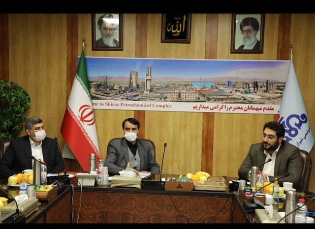 استفاده حداکثری از توان داخلی برای بومی سازی تجهیزات و نیازهای راهبردی