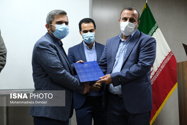 ورزش جای سیاسیکاری نیست