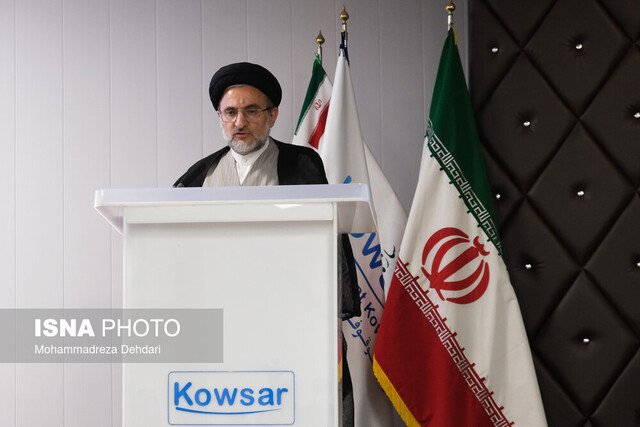 ایزدخواه: استفاده ازظرفیت وقف برای حوزه اقتصاد تاثیرگذار است