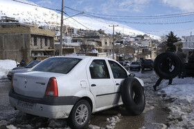 حضور گردشگران علارغم بسته بودن جاده  پیست اسکی پولادکف  - سپیدان
