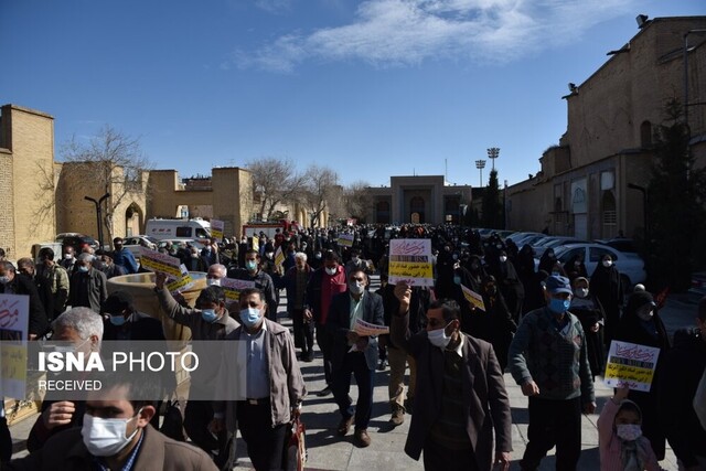 راهپیمایی مردم فارس در حمایت از مردم یمن