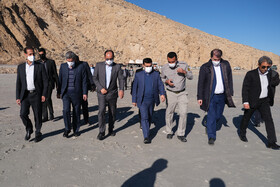 بازدید رئیس سازمان محیط زیست کشور از بستر نیمه خشک تالاب جهانی بختگان - آباده طشک - فارس