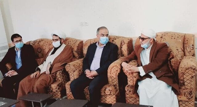 همه دانش آموزان باید زیر چتر عدالت آموزشی قرار گیرند همه دانش آموزان باید زیر چتر عدالت آموزشی قرار گیرند