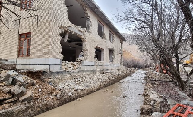 رهاسازی ۱۰ هکتار از حریم و بستر رودخانهها در سپیدان  رهاسازی ۱۰ هکتار از حریم و بستر رودخانهها در سپیدان