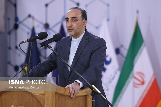 رونمایی از خودروی برقی ایرانی در شیراز 3