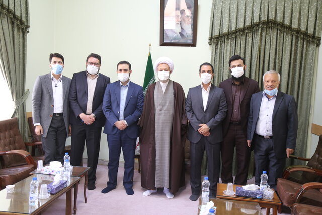 دولت وعدههای داده شده به قهرمانان ورزشی را عملی کند